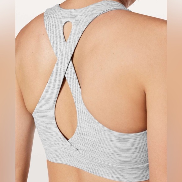 Women’s Lululemon Time To Sweat Sports Bra Keyhole Size 8 - Picture 2 of 15